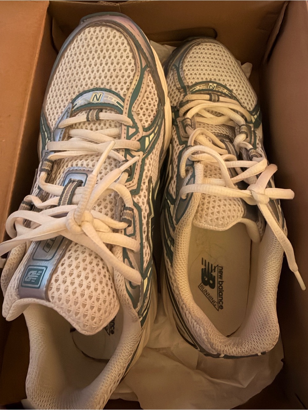 New Balance Kids White and Teal Lace-Up Sneakers